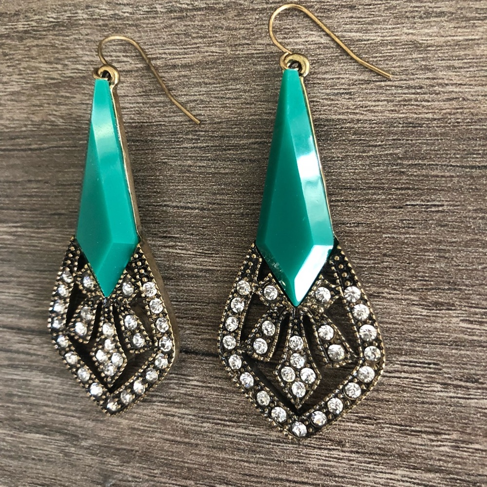 Bohemian vintage style jewelry earrings green